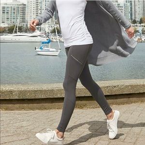Athleta high rise metro drifter legging, black
